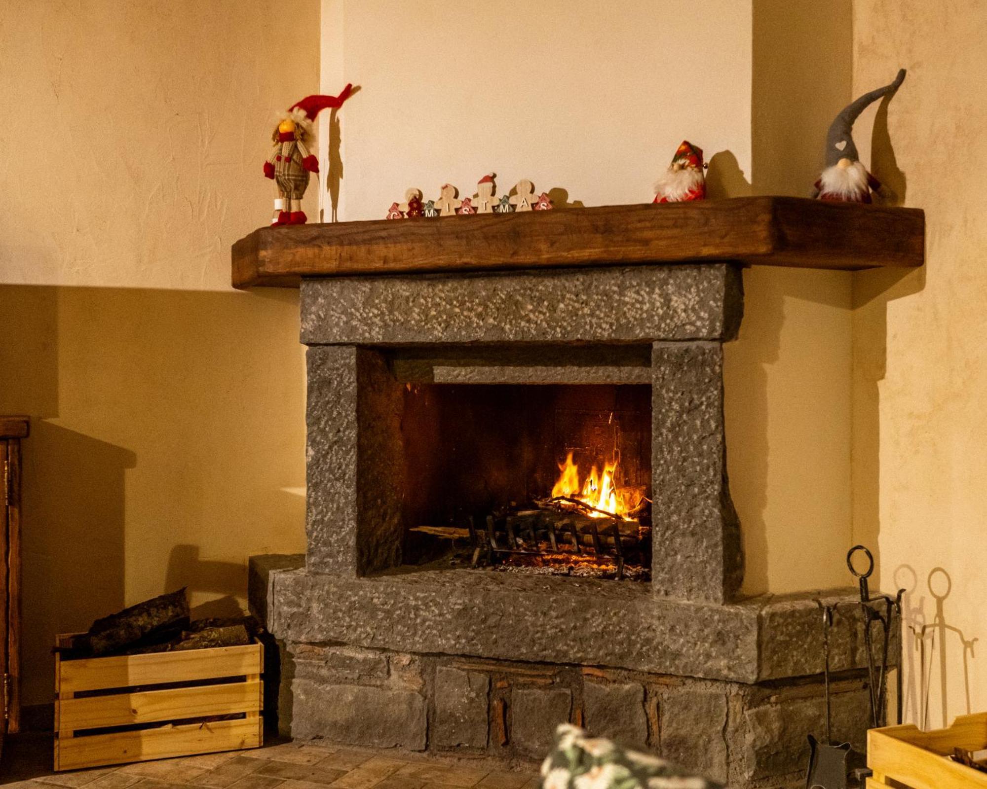 Matilde'S Chalet Etna Nature House Nicolosi Exterior foto